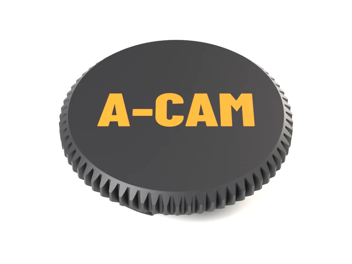 Face of the Leica M body cap with A-CAM as a flush two-colour inlay